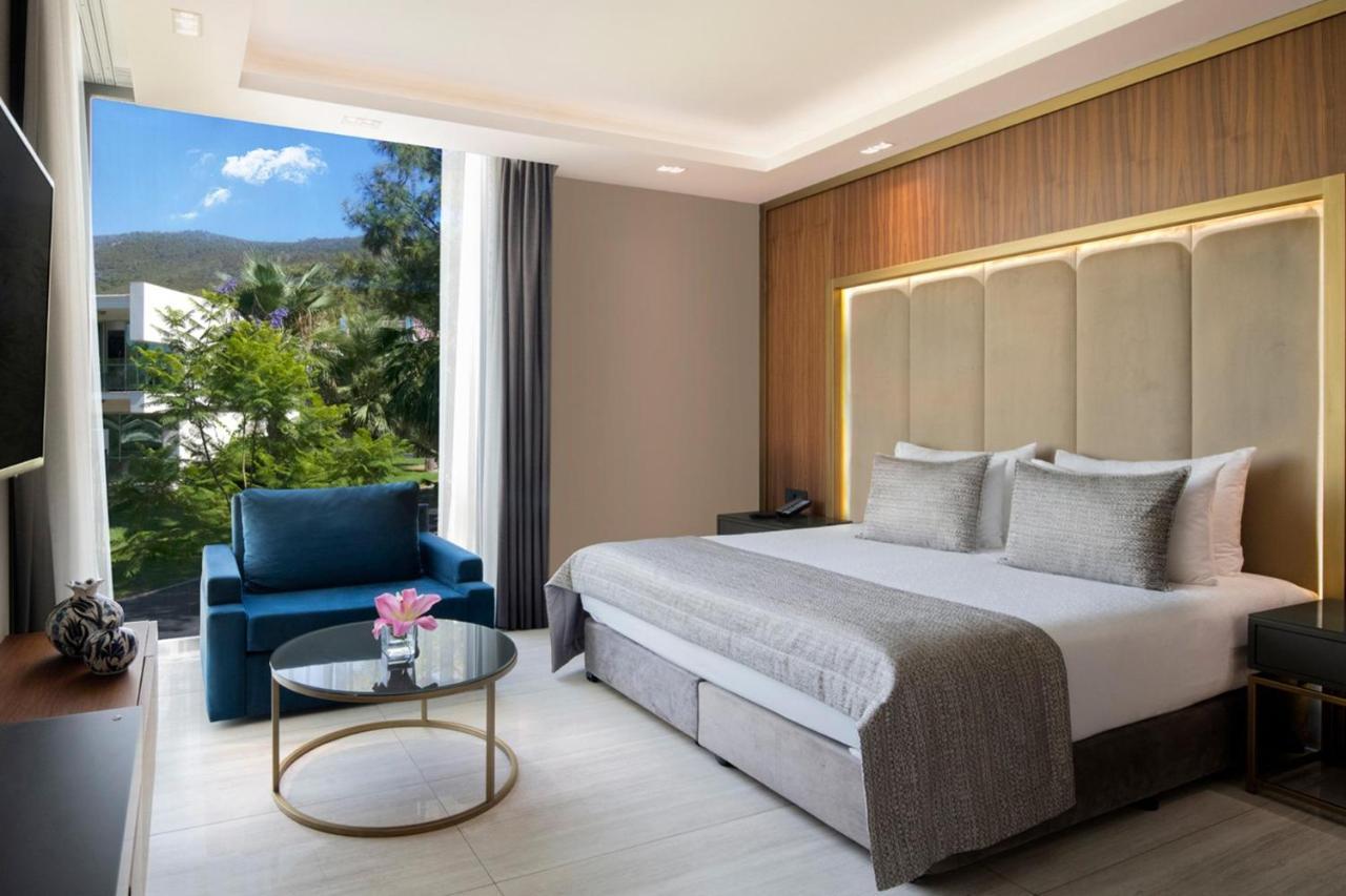 Vogue Hotel Supreme Bodrum Torba Exterior foto